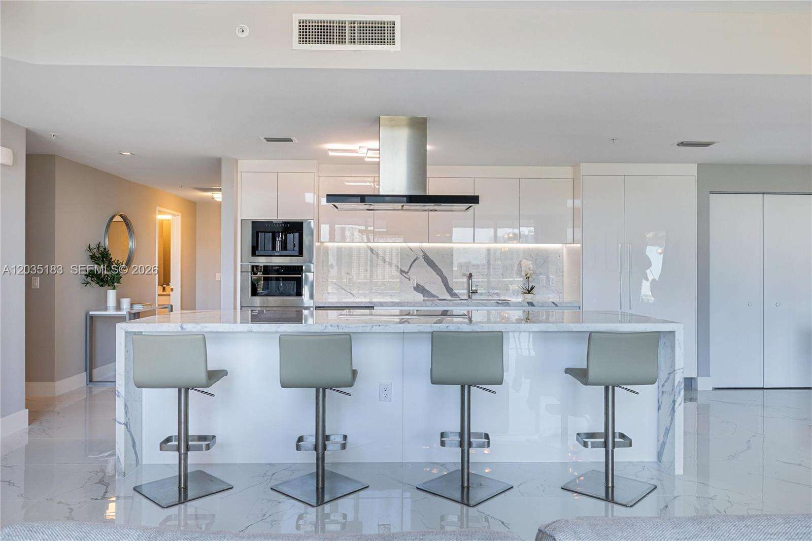 Parque Towers at 330 Sunny Isles Blvd, Sunny Isles Beach, FL 33160 - For Rent photo 10