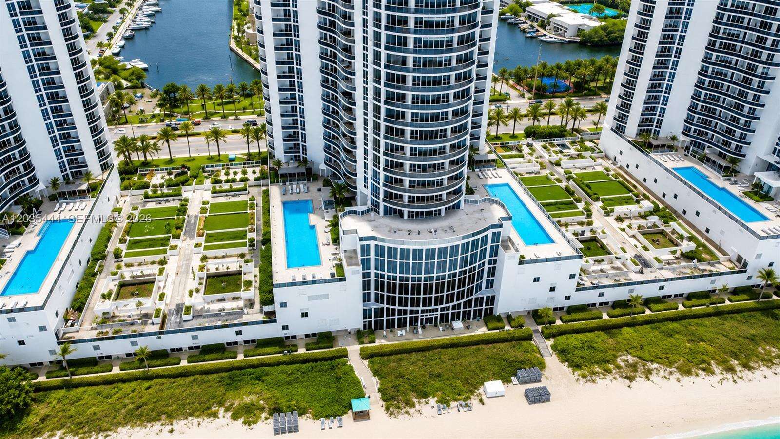 Trump Tower 2 at 15901 Collins Ave, Sunny Isles Beach, FL 33160 - For Rent photo 27
