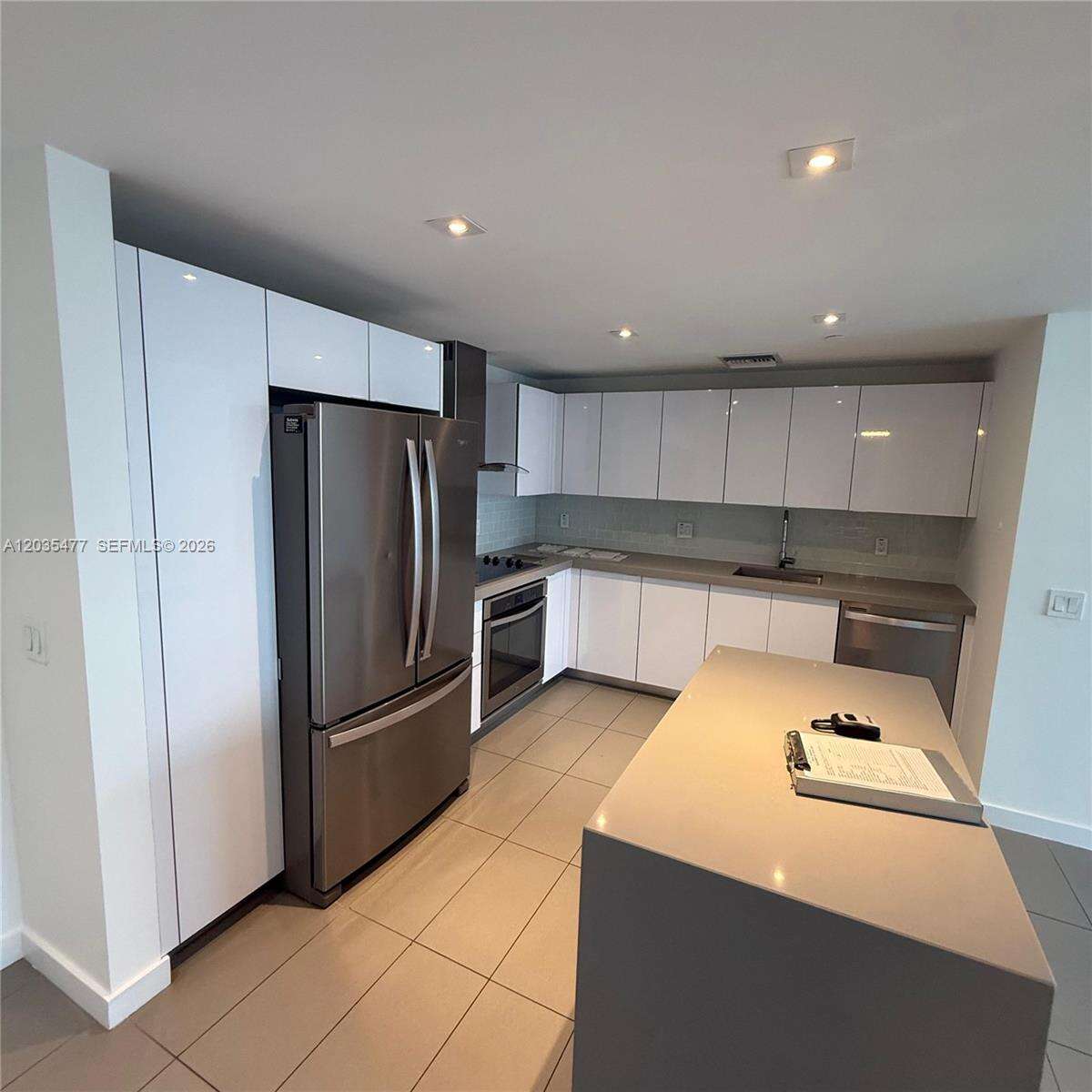 Canvas at 1600 1 Ave, Miami, FL 33132 - For Rent photo 3