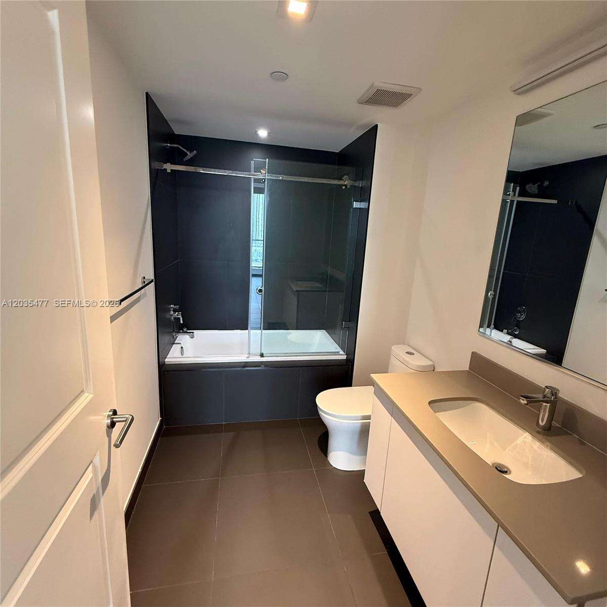 Canvas at 1600 1 Ave, Miami, FL 33132 - For Rent photo 5