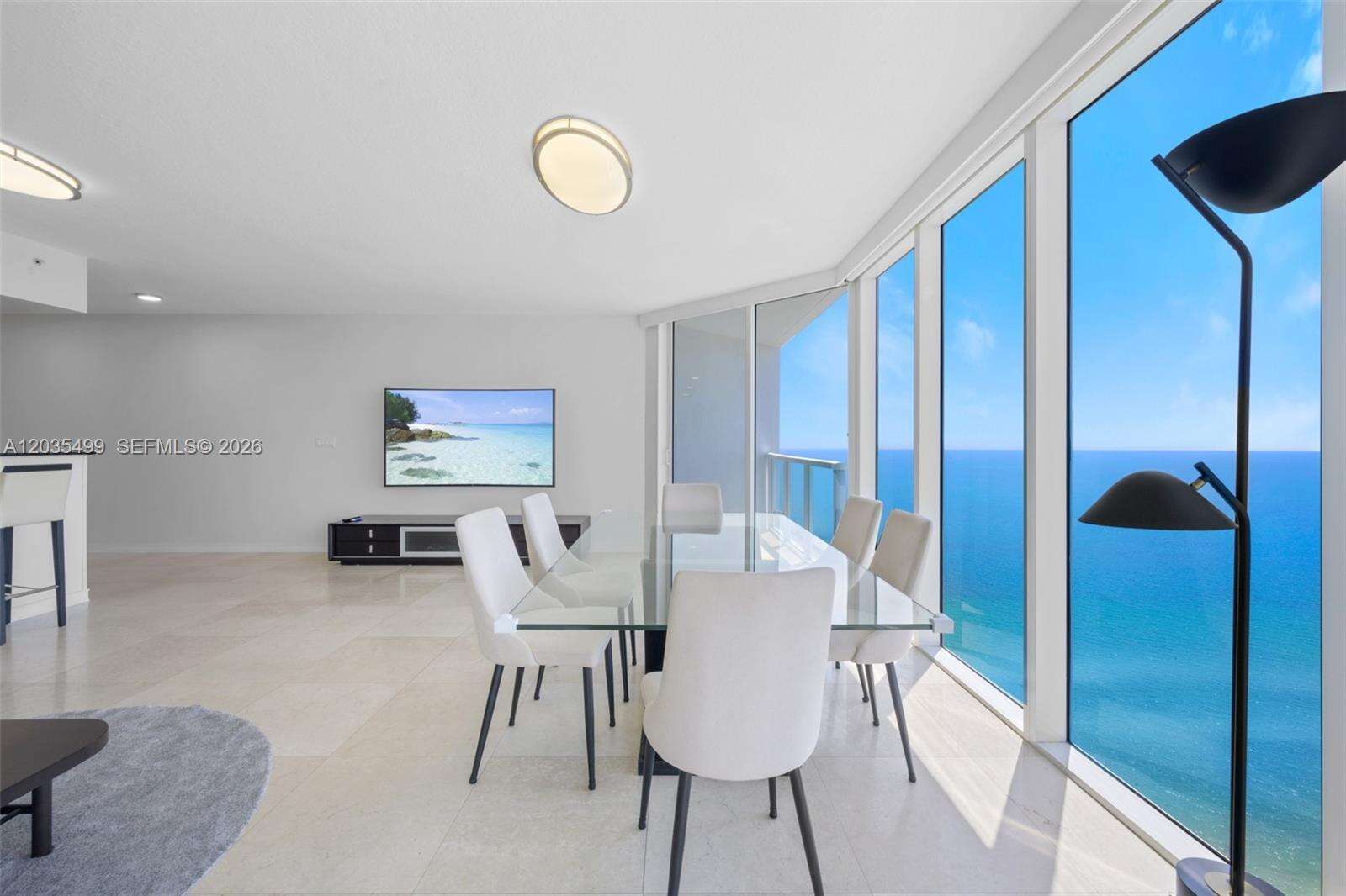 La Perla at 16699 Collins Ave, Sunny Isles Beach, FL 33160 - For Rent photo 3