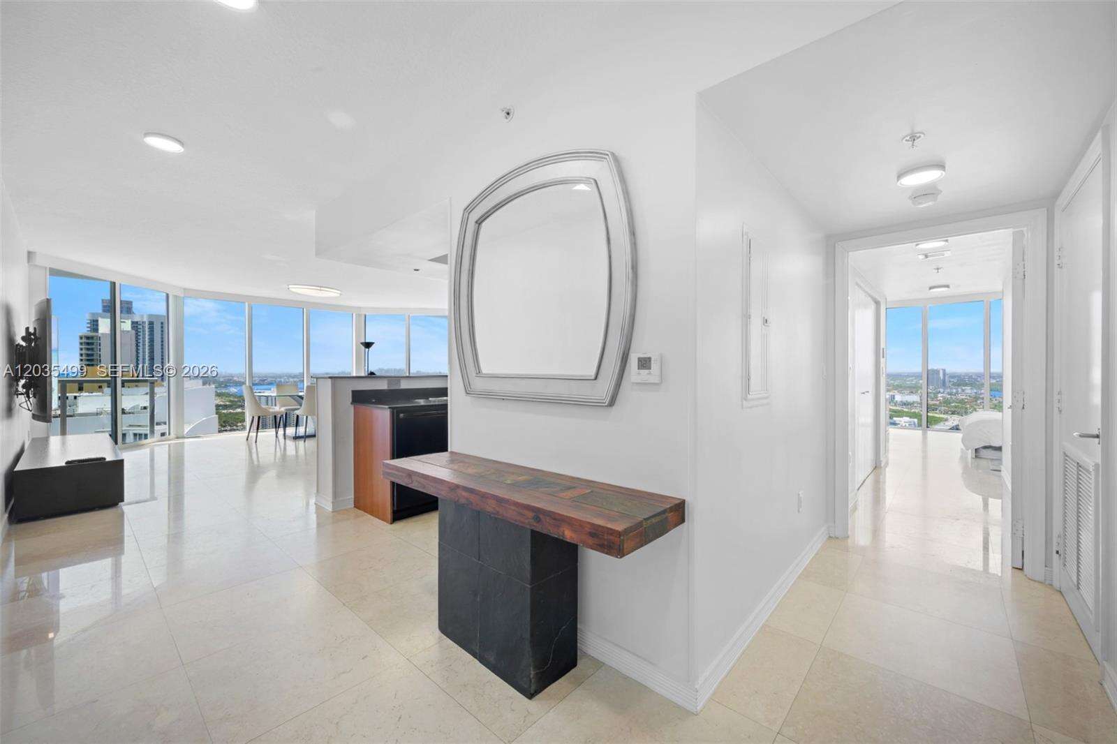 La Perla at 16699 Collins Ave, Sunny Isles Beach, FL 33160 - For Rent photo 5