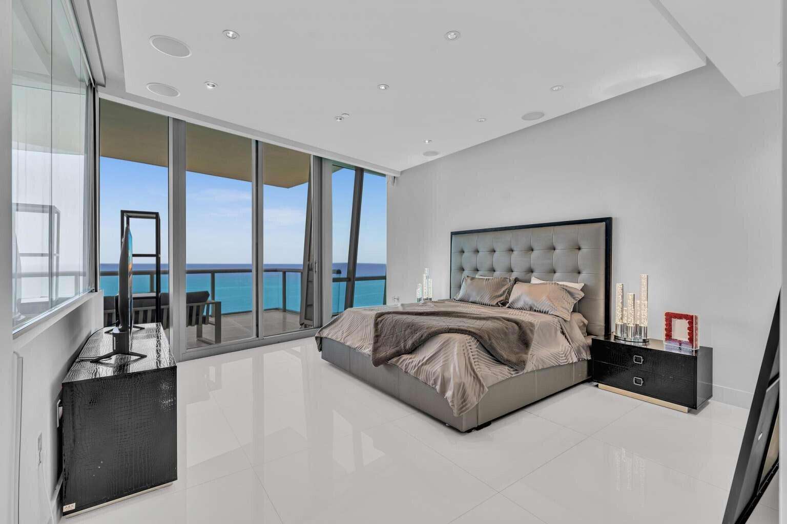 Jade Ocean at 17121 Collins, Sunny Isles Beach, FL 33160 - For Rent photo 16