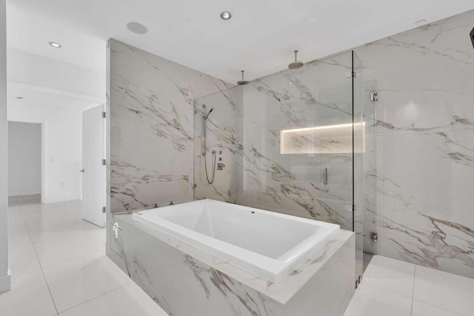 Jade Ocean at 17121 Collins, Sunny Isles Beach, FL 33160 - For Rent photo 19