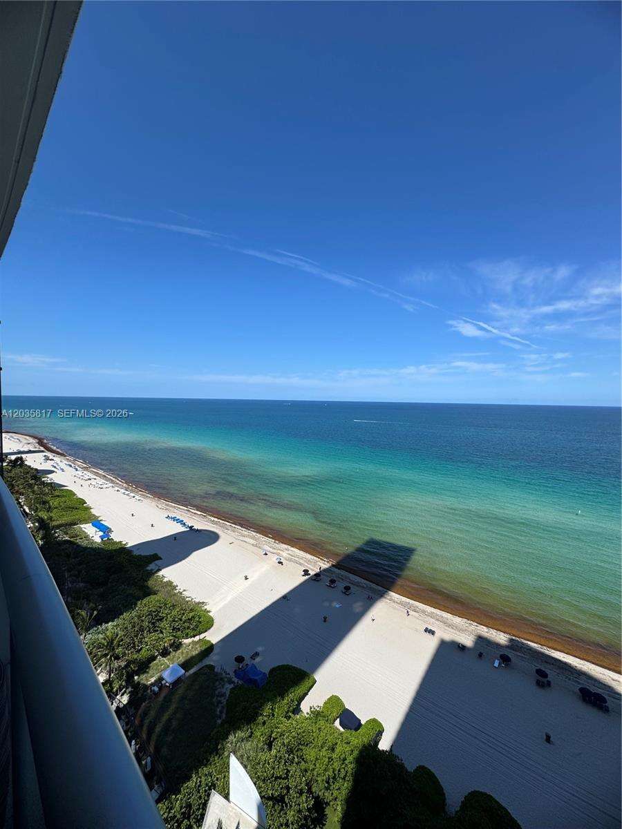 Jade Ocean at 17121 Collins Ave, Sunny Isles Beach, FL 33160 - For Rent photo 15