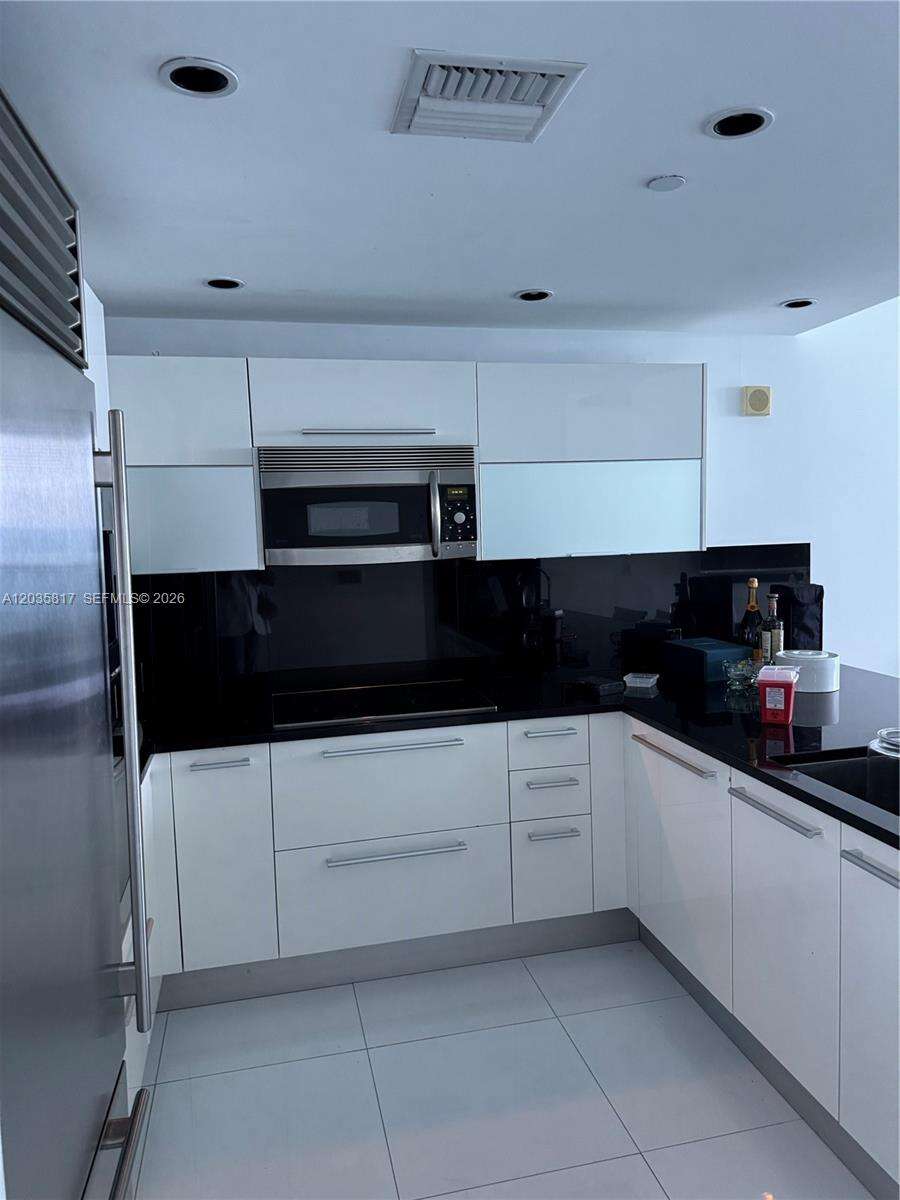 Jade Ocean at 17121 Collins Ave, Sunny Isles Beach, FL 33160 - For Rent photo 5