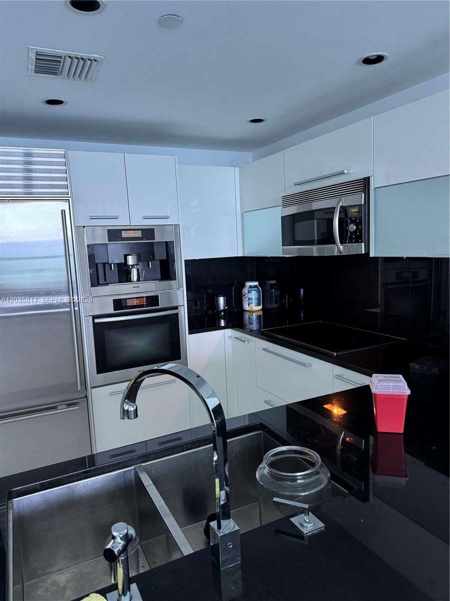 Jade Ocean at 17121 Collins Ave, Sunny Isles Beach, FL 33160 - For Rent photo 8