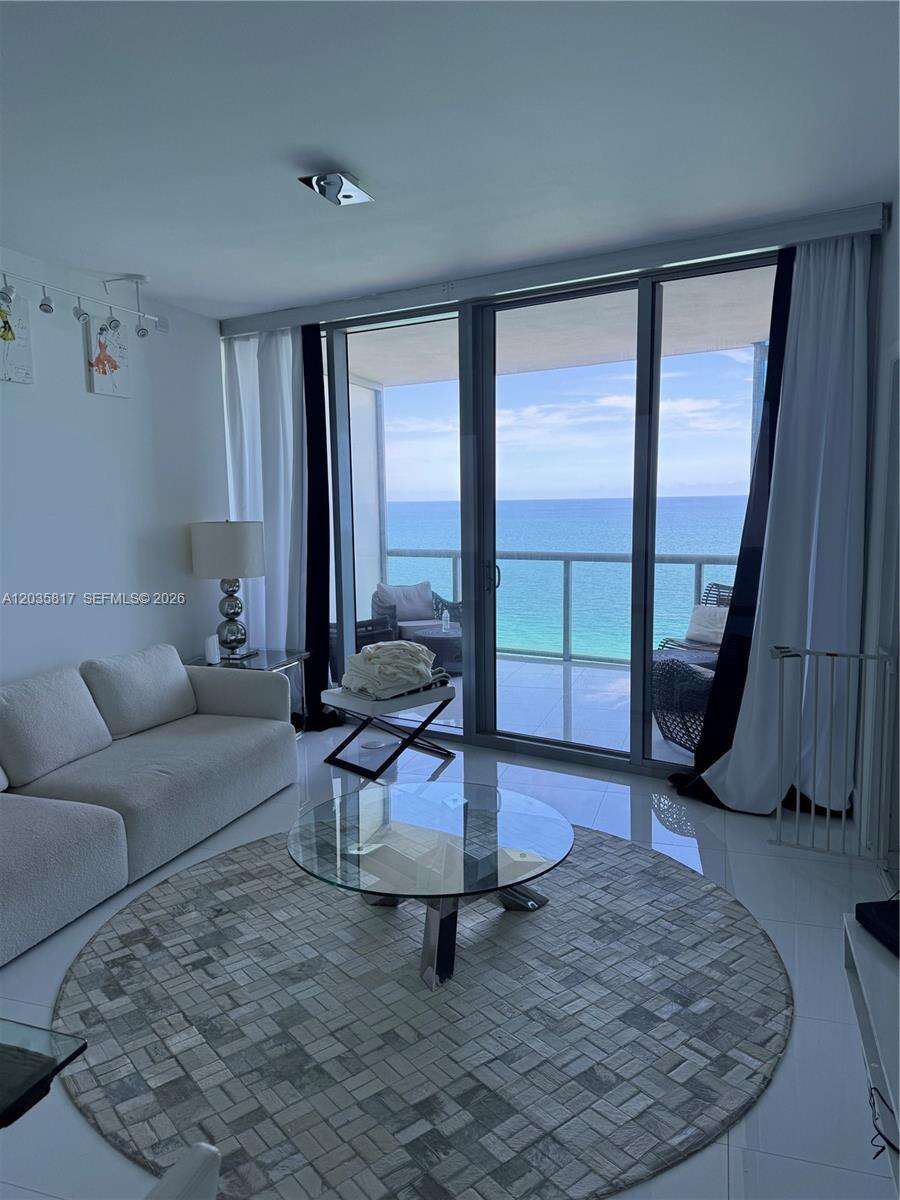 Jade Ocean at 17121 Collins Ave, Sunny Isles Beach, FL 33160 - For Rent photo 9