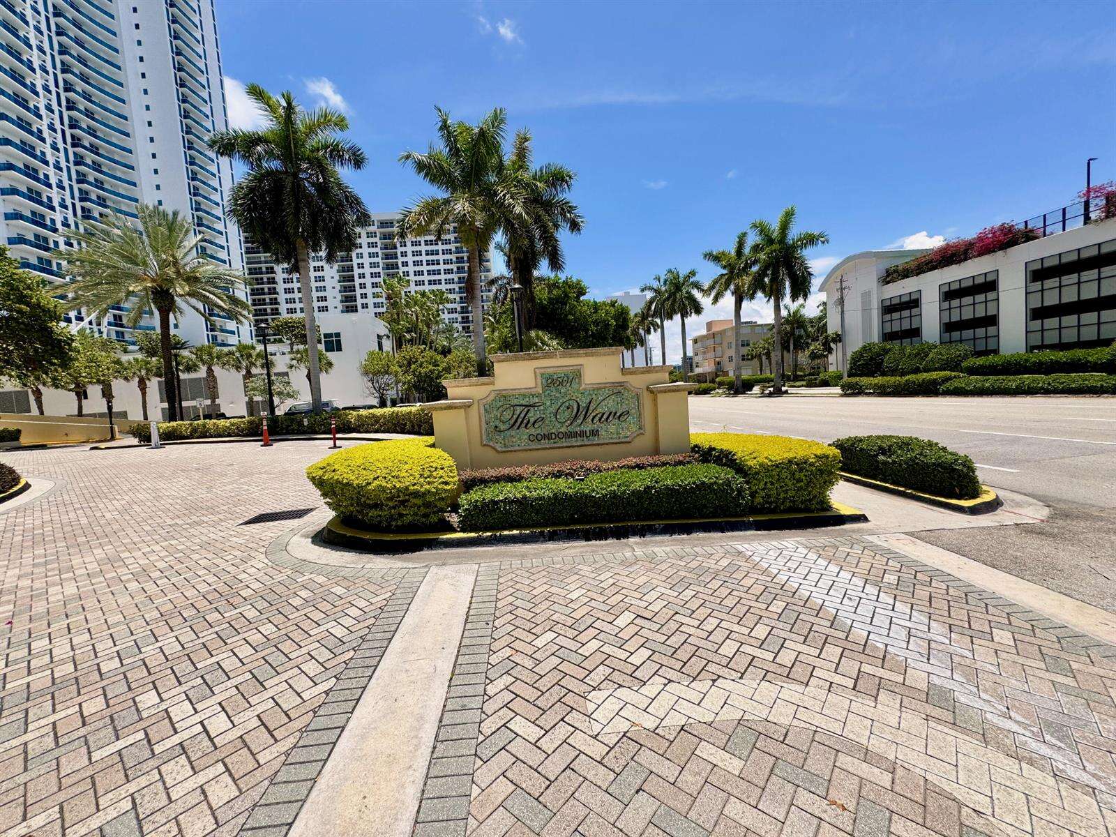 The Wave at 2501 Ocean, Hollywood, FL 33019 - For Rent photo 2