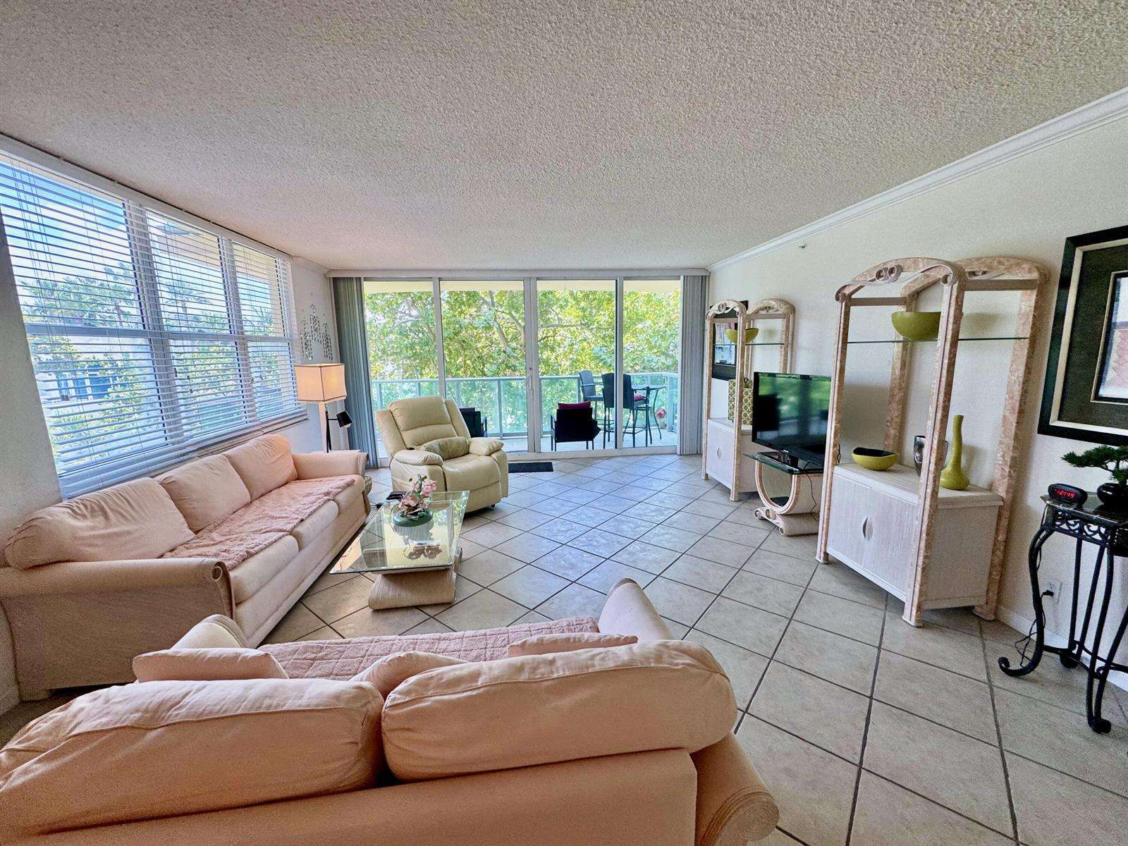 The Wave at 2501 Ocean, Hollywood, FL 33019 - For Rent photo 14