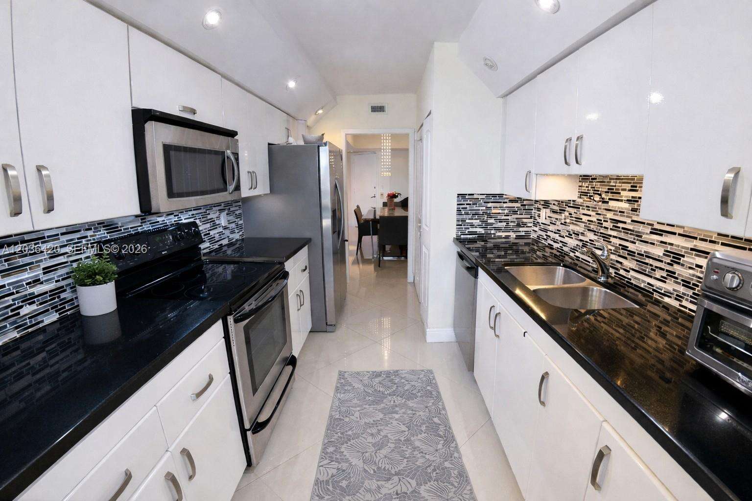 Turnberry Isle at 19707 Turnberry Way, Aventura, FL 33180 - For Rent photo 10