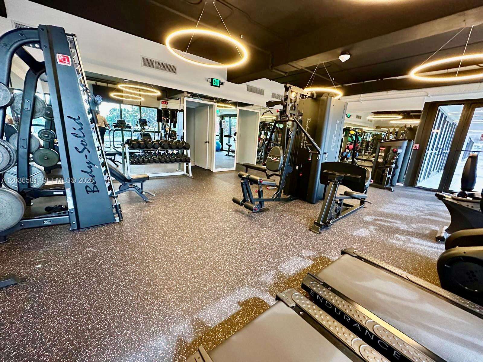 Club Atlantis at 2555 Collins Ave, Miami Beach, FL 33140 - For Rent photo 16