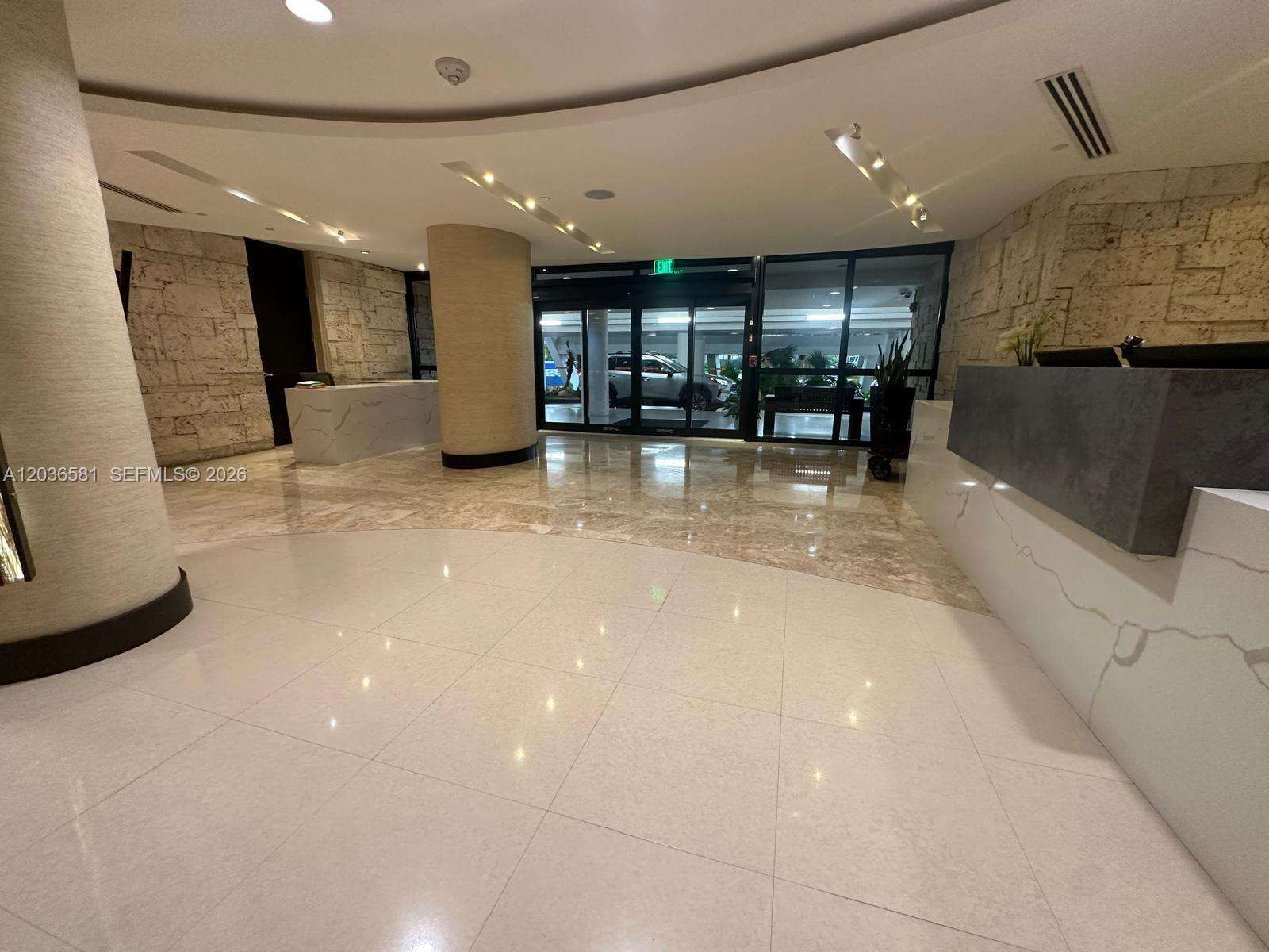 Club Atlantis at 2555 Collins Ave, Miami Beach, FL 33140 - For Rent photo 10