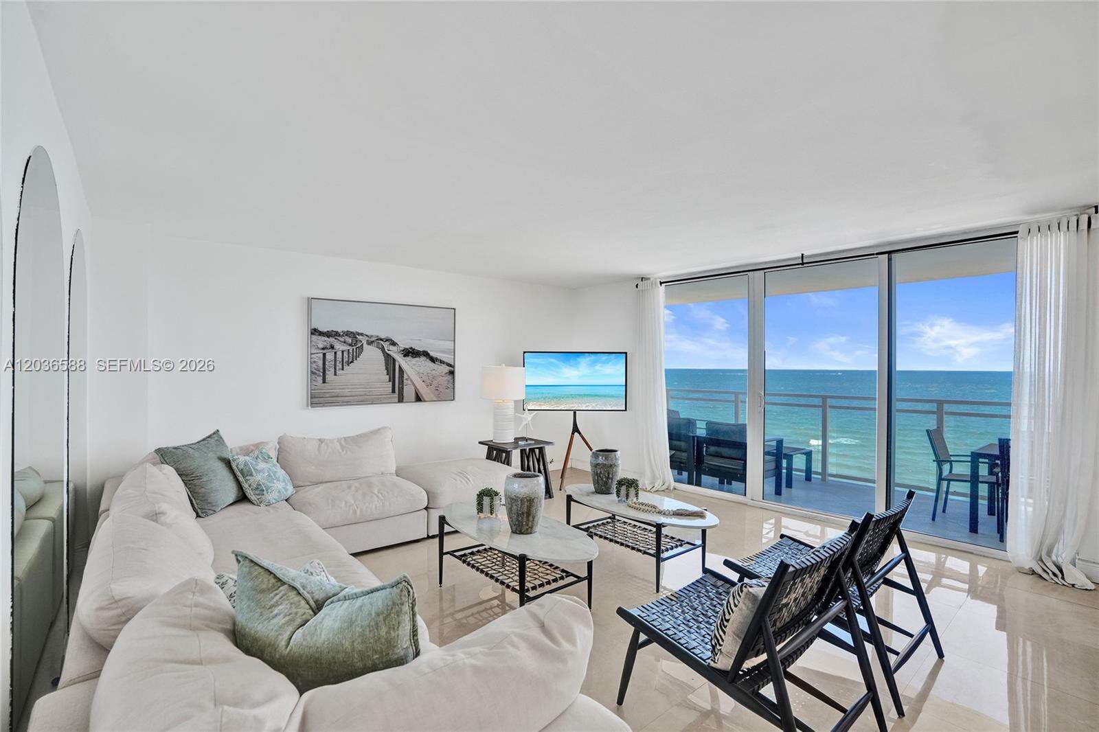 Parker Plaza at 2030 Ocean Dr, Hallandale Beach, FL 33009 - For Rent photo 26