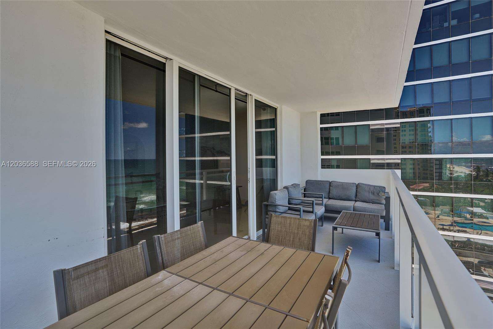 Parker Plaza at 2030 Ocean Dr, Hallandale Beach, FL 33009 - For Rent photo 34