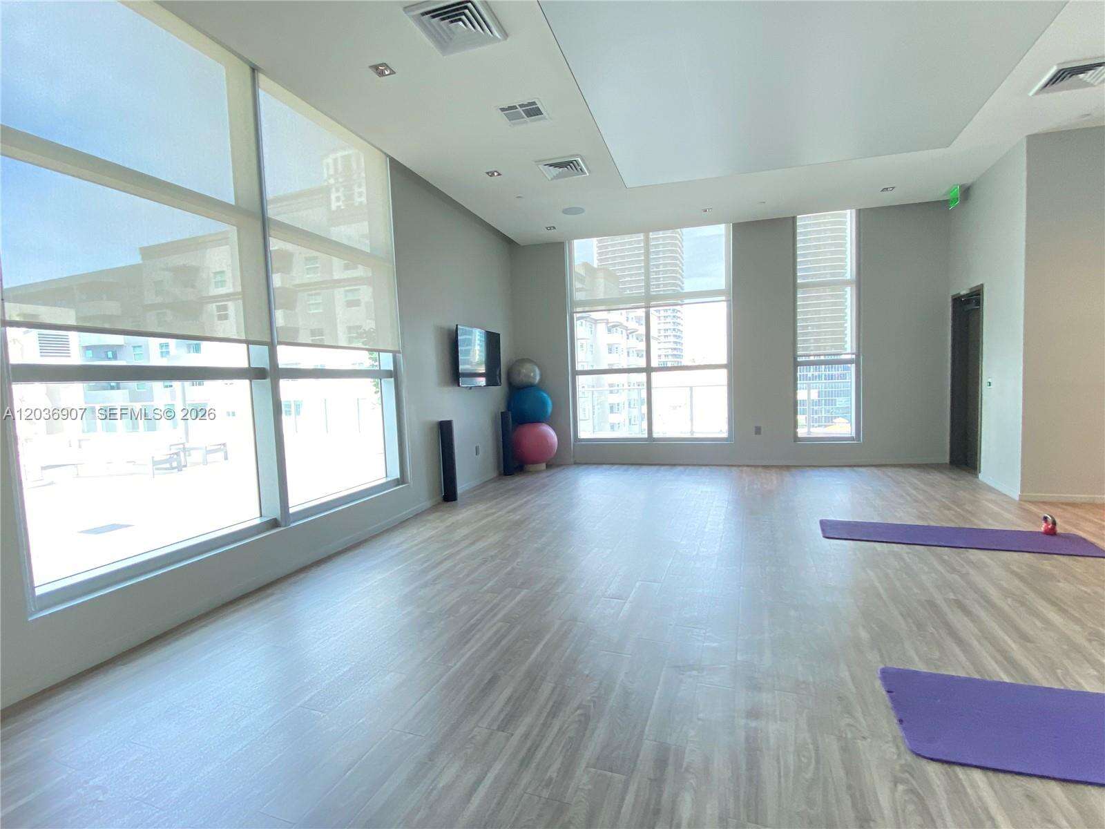 Millecento at 1100 Miami Ave, Miami, FL 33130 - For Rent photo 35
