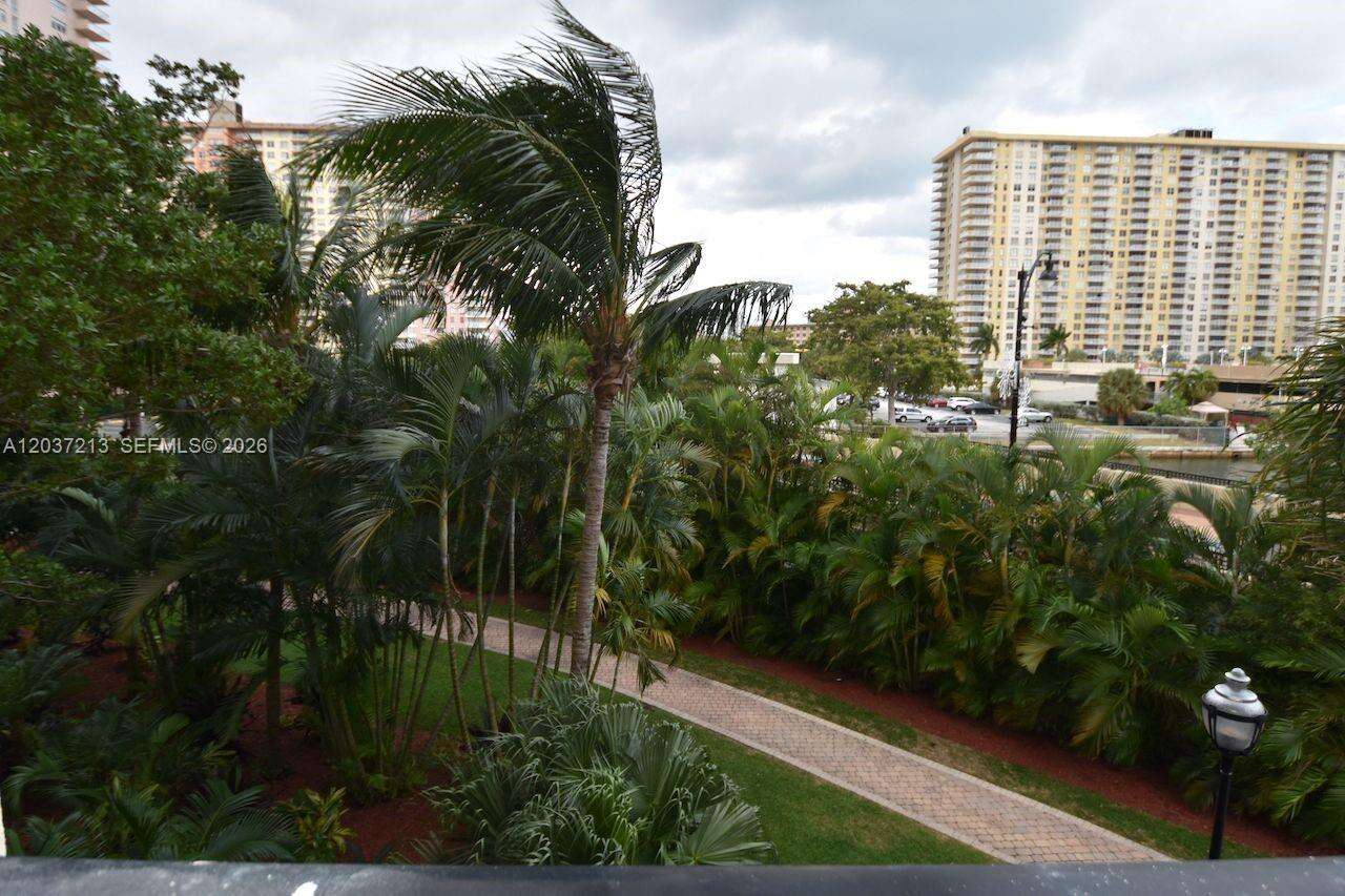 Porto Bellagio at 17150 Bay Rd, Sunny Isles Beach, FL 33160 - For Rent photo 2