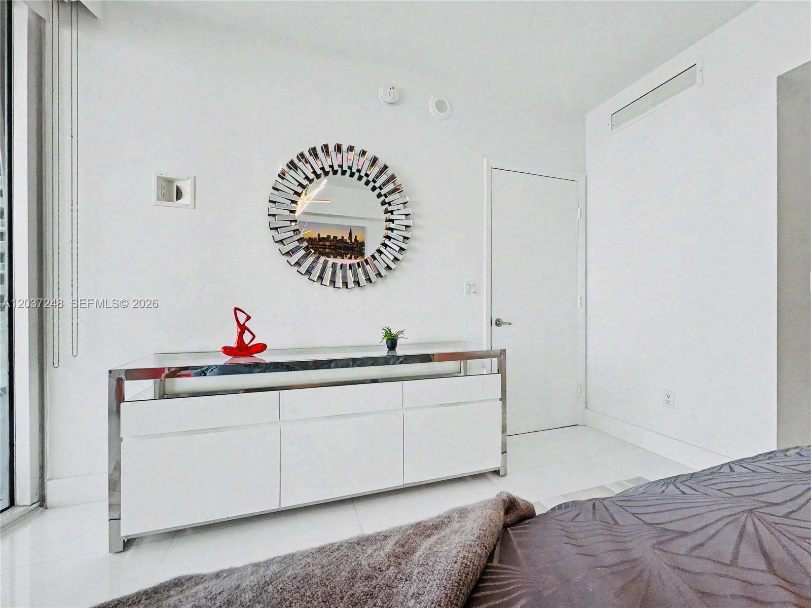 Icon Brickell 1 at 465 Brickell Ave, Miami, FL 33131 - For Rent photo 12
