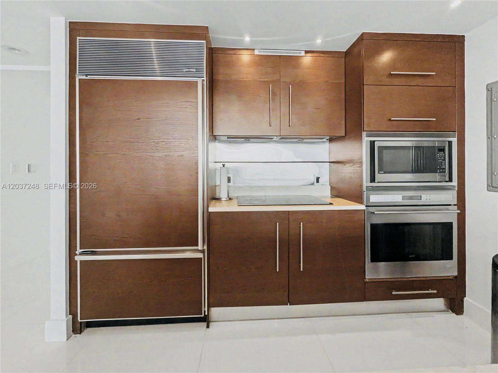Icon Brickell 1 at 465 Brickell Ave, Miami, FL 33131 - For Rent photo 25