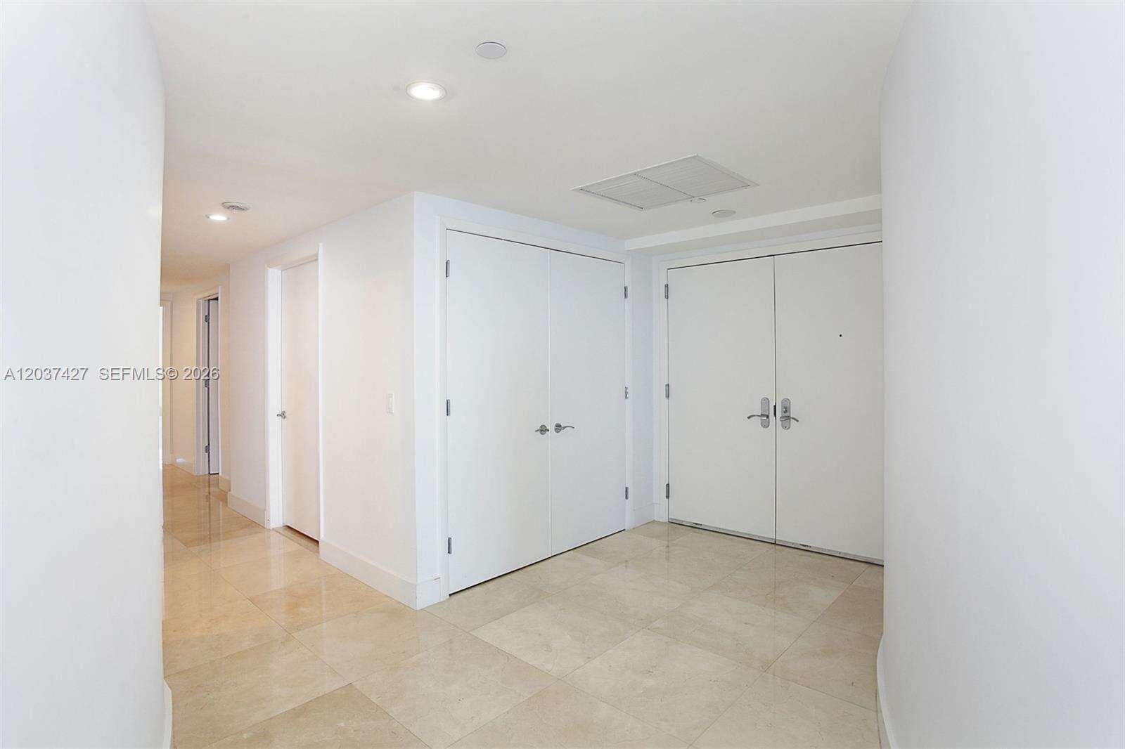 Jade Beach at 17001 Collins Ave, Sunny Isles Beach, FL 33160 - For Rent photo 4