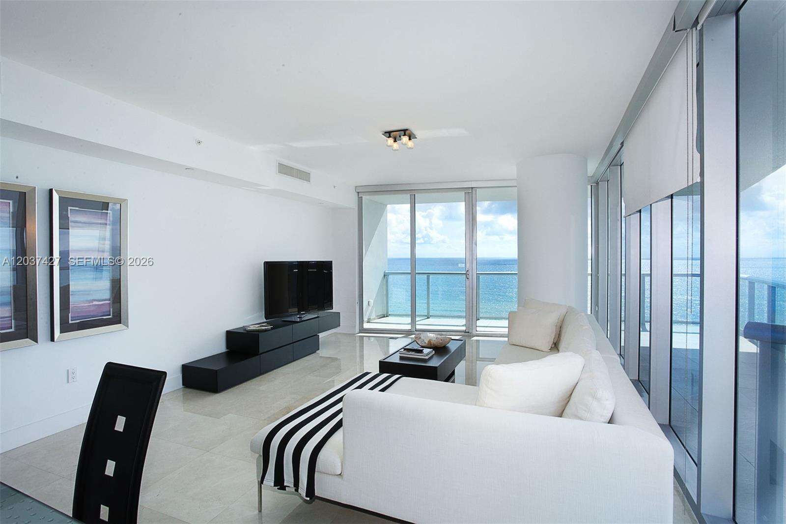 Jade Beach at 17001 Collins Ave, Sunny Isles Beach, FL 33160 - For Rent photo 6