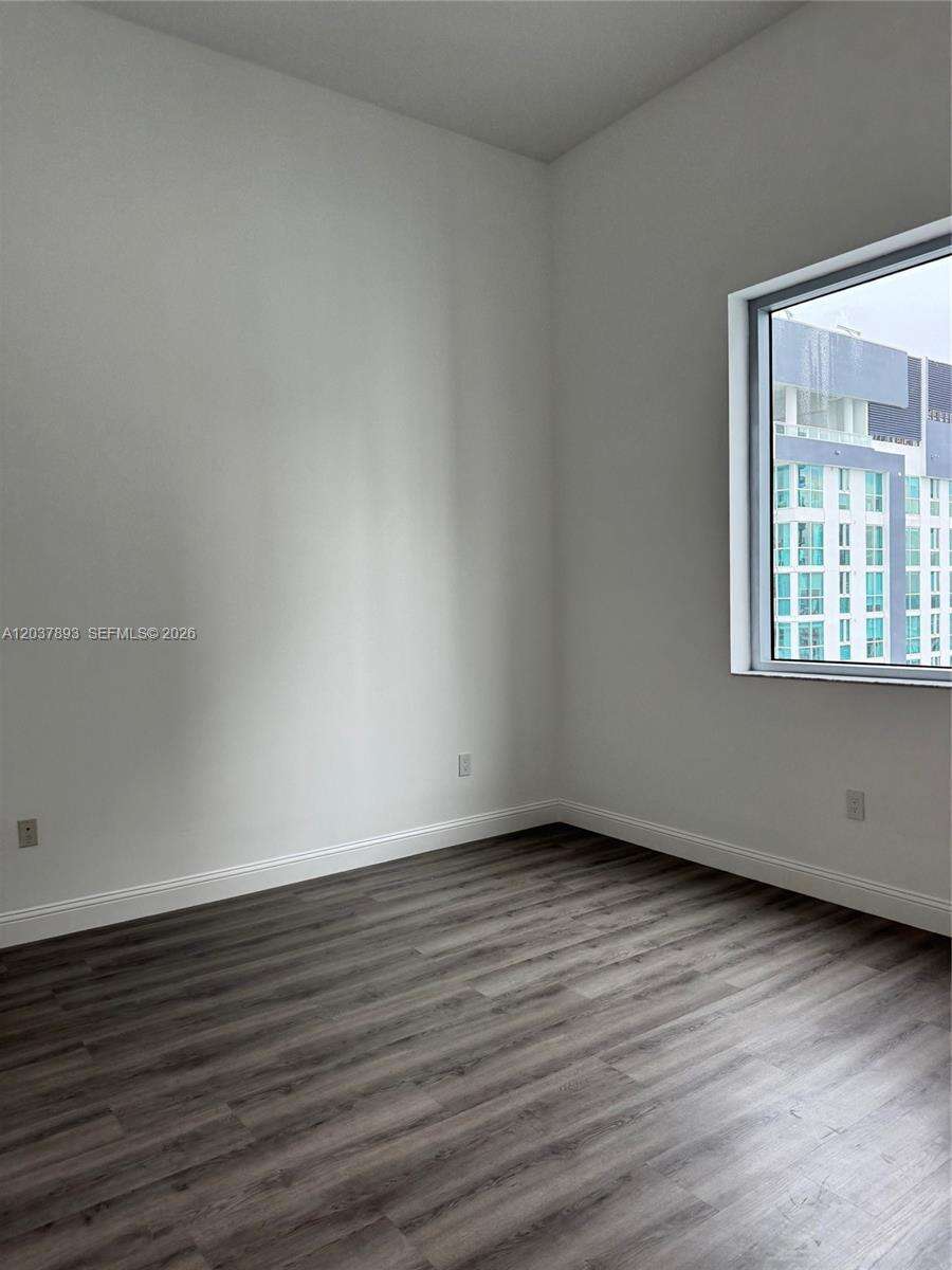 1060 Brickell at 1060 Brickell Ave, Miami, FL 33131 - For Rent photo 11