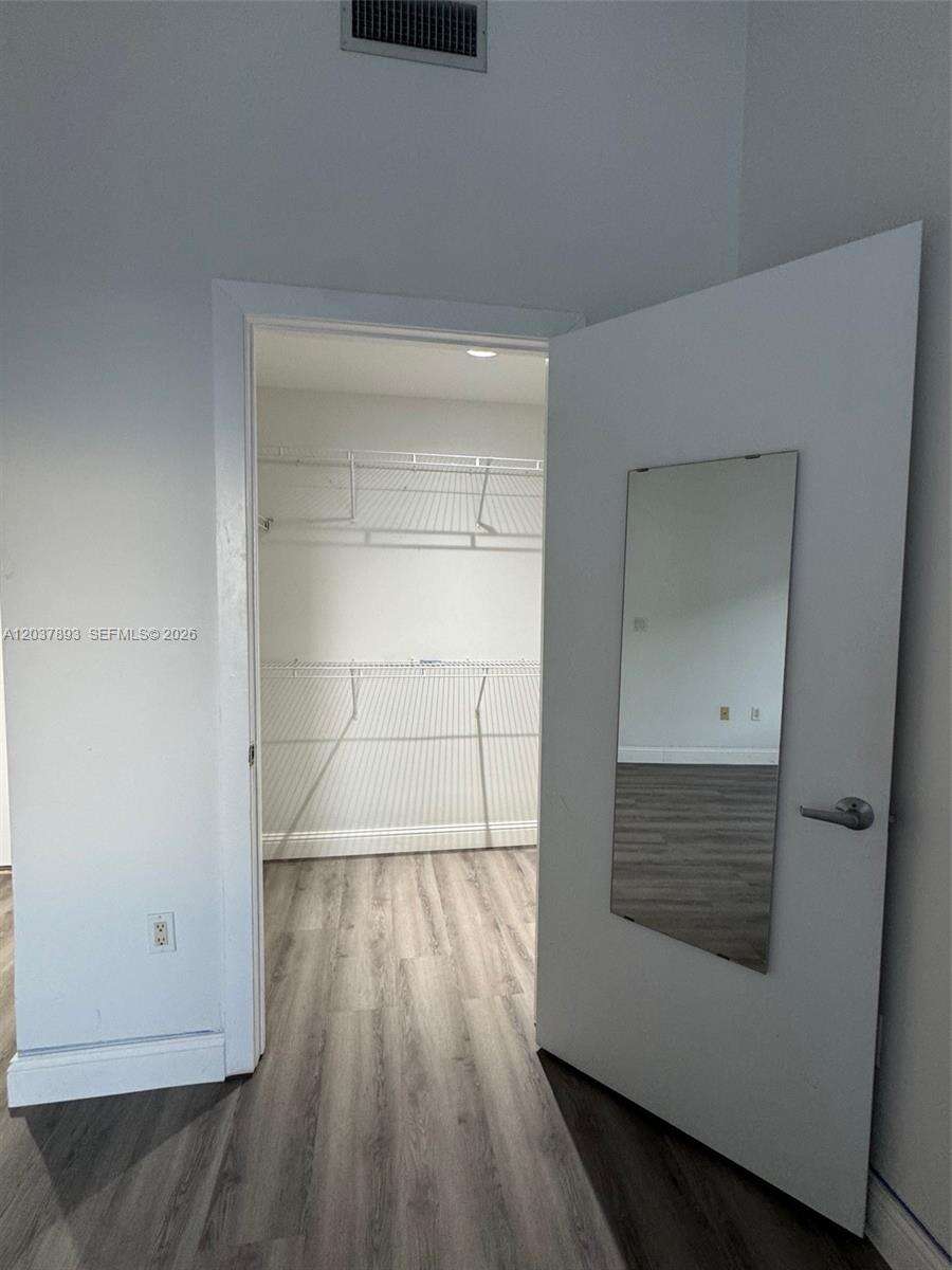 1060 Brickell at 1060 Brickell Ave, Miami, FL 33131 - For Rent photo 13