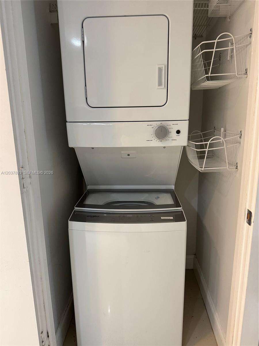 1060 Brickell at 1060 Brickell Ave, Miami, FL 33131 - For Rent photo 17