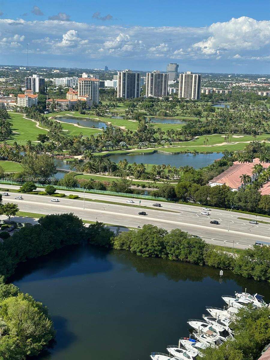 Mystic Pointe Tower 500 at 3530 Mystic Pointe Dr, Aventura, FL 33180 - For Rent photo 4