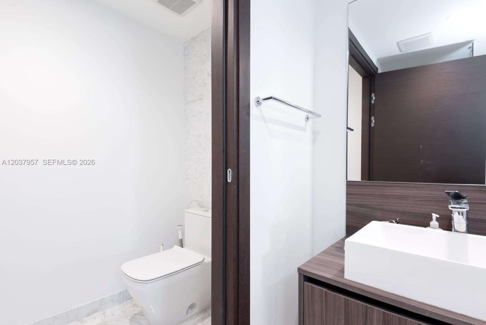 Brickell Flatiron at 1000 Brickell Plz, Miami, FL 33131 - For Rent photo 20