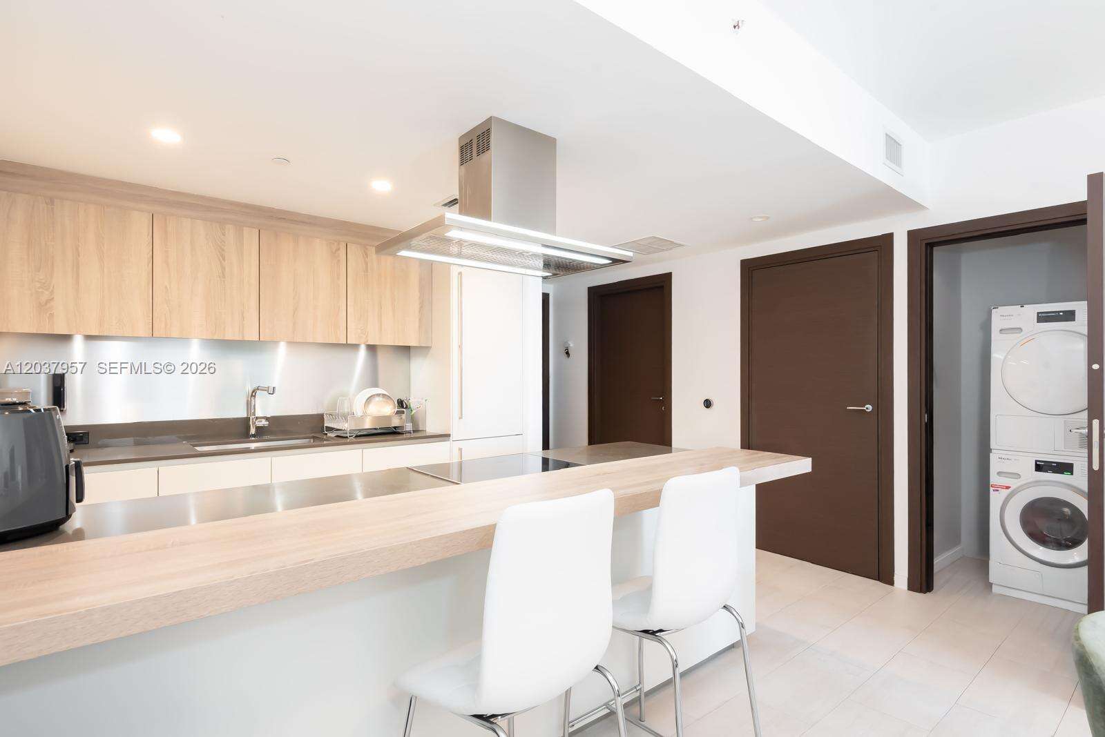 Brickell Flatiron at 1000 Brickell Plz, Miami, FL 33131 - For Rent photo 6