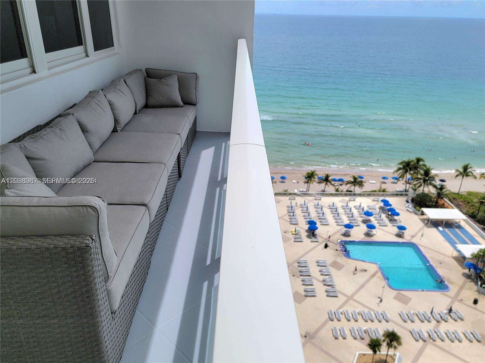 Parker Plaza at 2030 Ocean Dr, Hallandale Beach, FL 33009 - For Rent photo 18