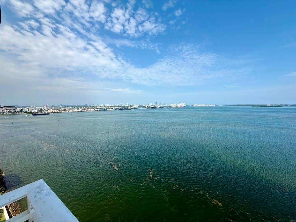 Isola at 770 Claughton Island Dr, Miami, FL 33131 - For Rent photo 28