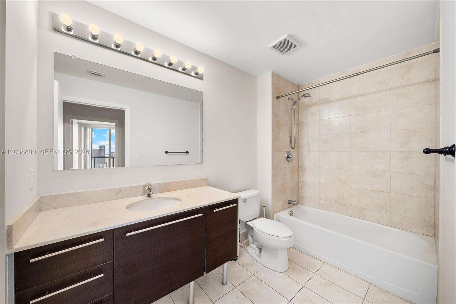 Quantum On The Bay at 1900 Bayshore Dr, Miami, FL 33132 - For Rent photo 19