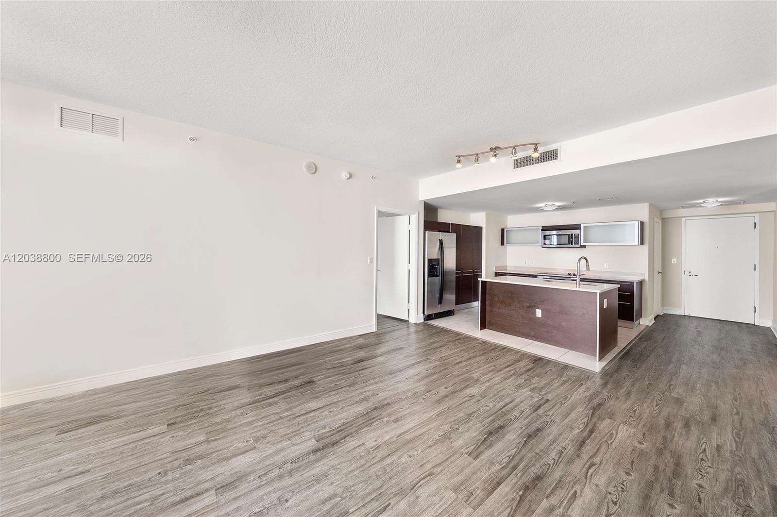 Quantum On The Bay at 1900 Bayshore Dr, Miami, FL 33132 - For Rent photo 10