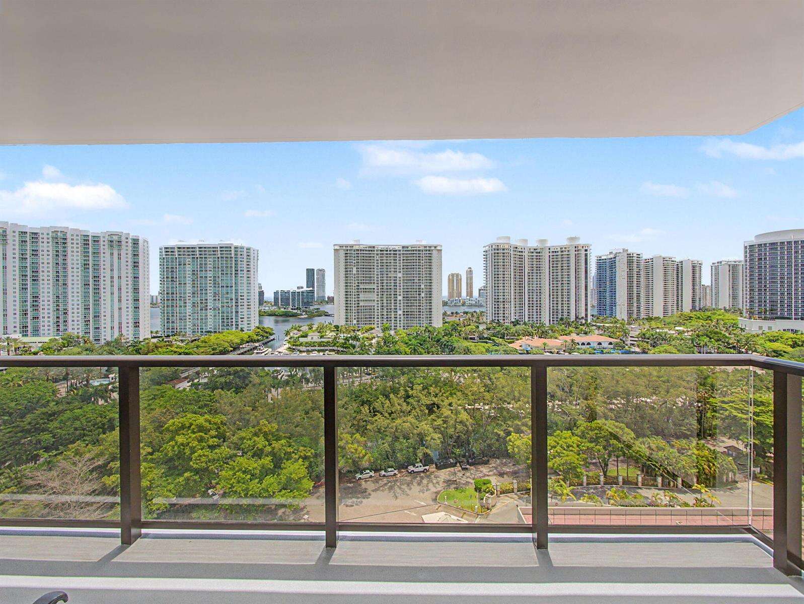 Biscayne Cove at 18181 31, Aventura, FL 33160 - For Rent photo 19