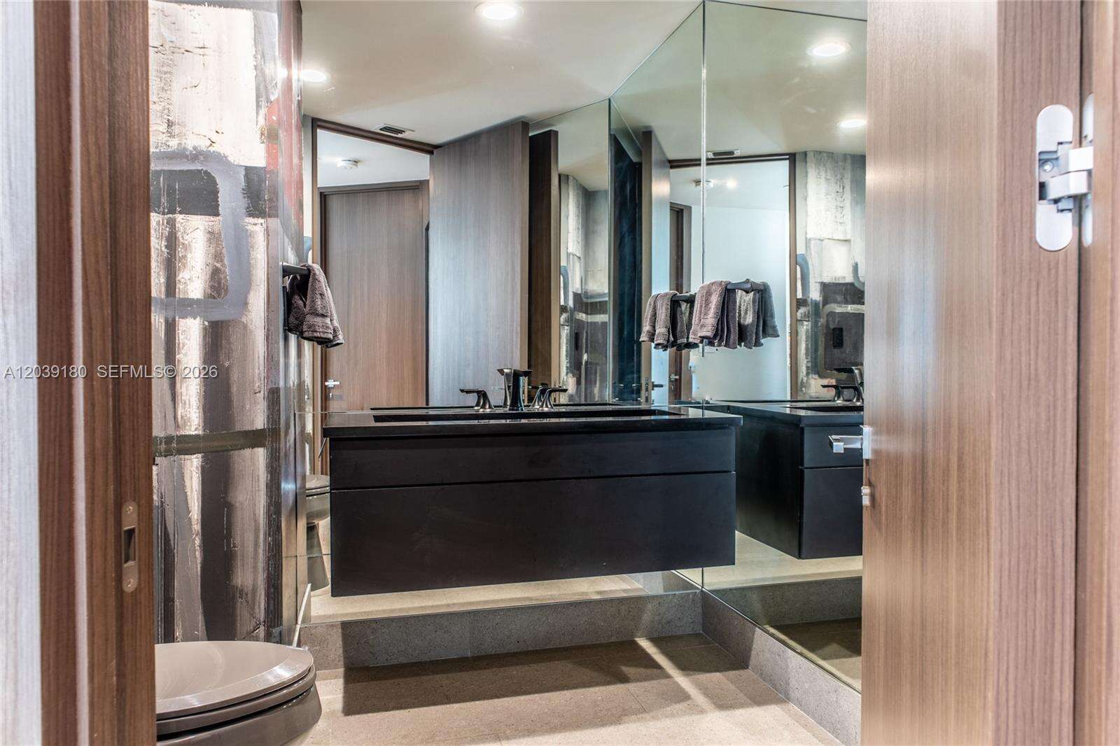 Portofino Tower at 300 Pointe Dr, Miami Beach, FL 33139 - For Rent photo 35