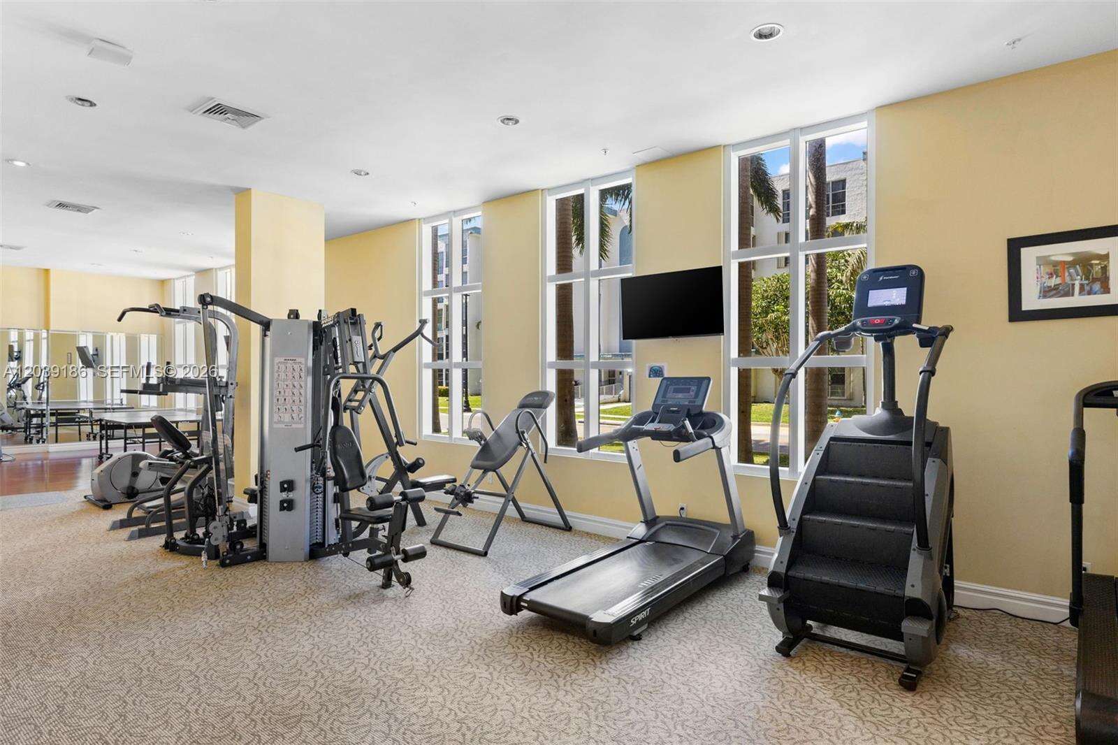 King David at 17555 Atlantic Blvd, Sunny Isles Beach, FL 33160 - For Rent photo 58