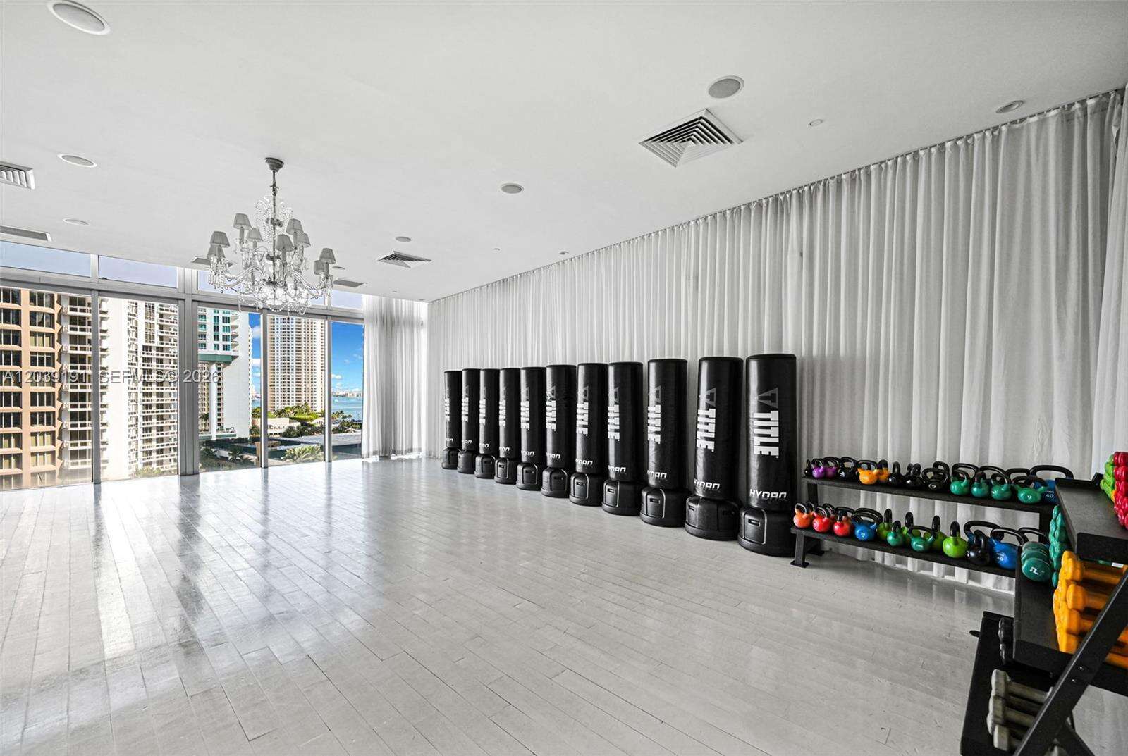 Icon Brickell 1 at 475 Brickell Ave, Miami, FL 33131 - For Rent photo 18