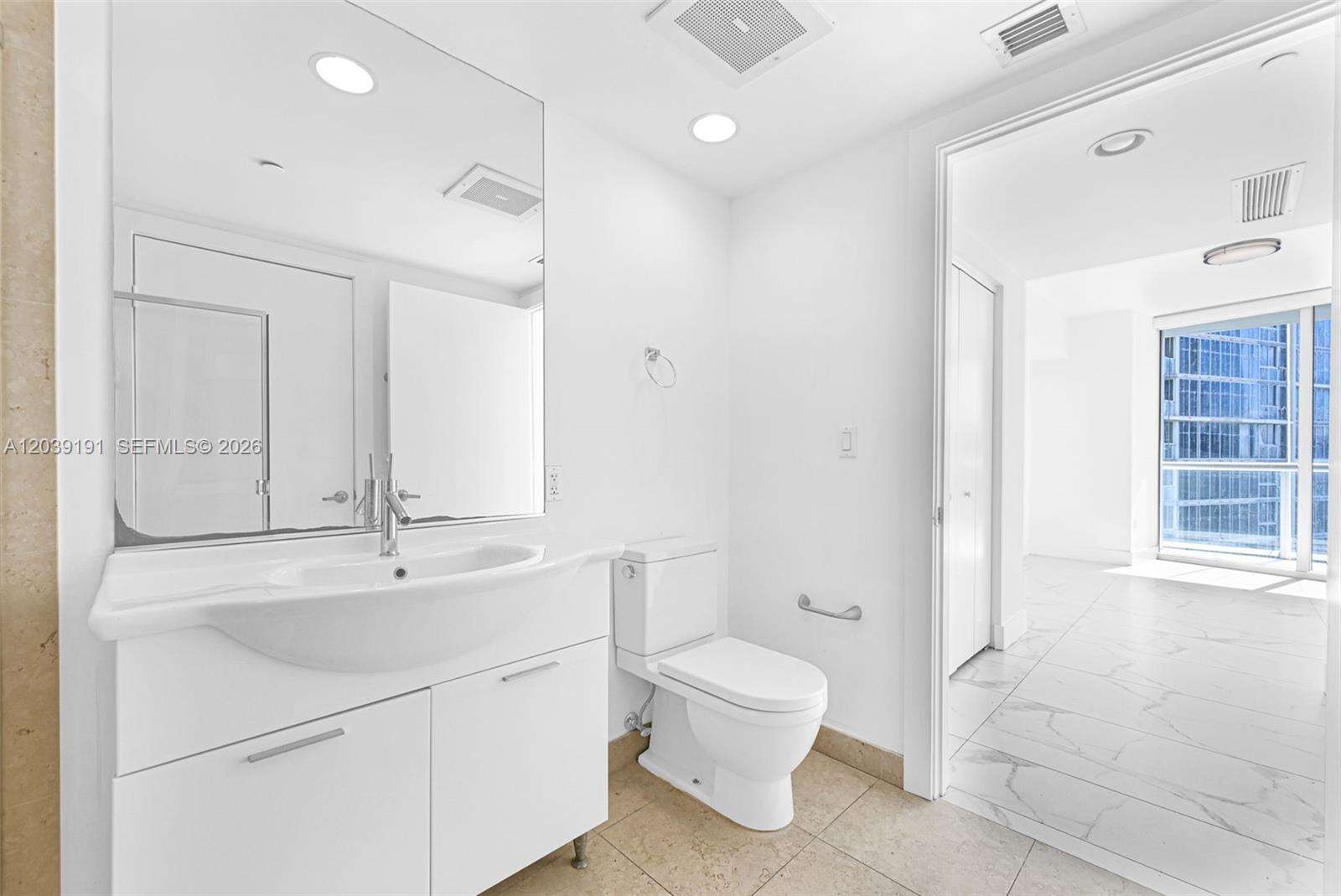 Icon Brickell 1 at 475 Brickell Ave, Miami, FL 33131 - For Rent photo 24