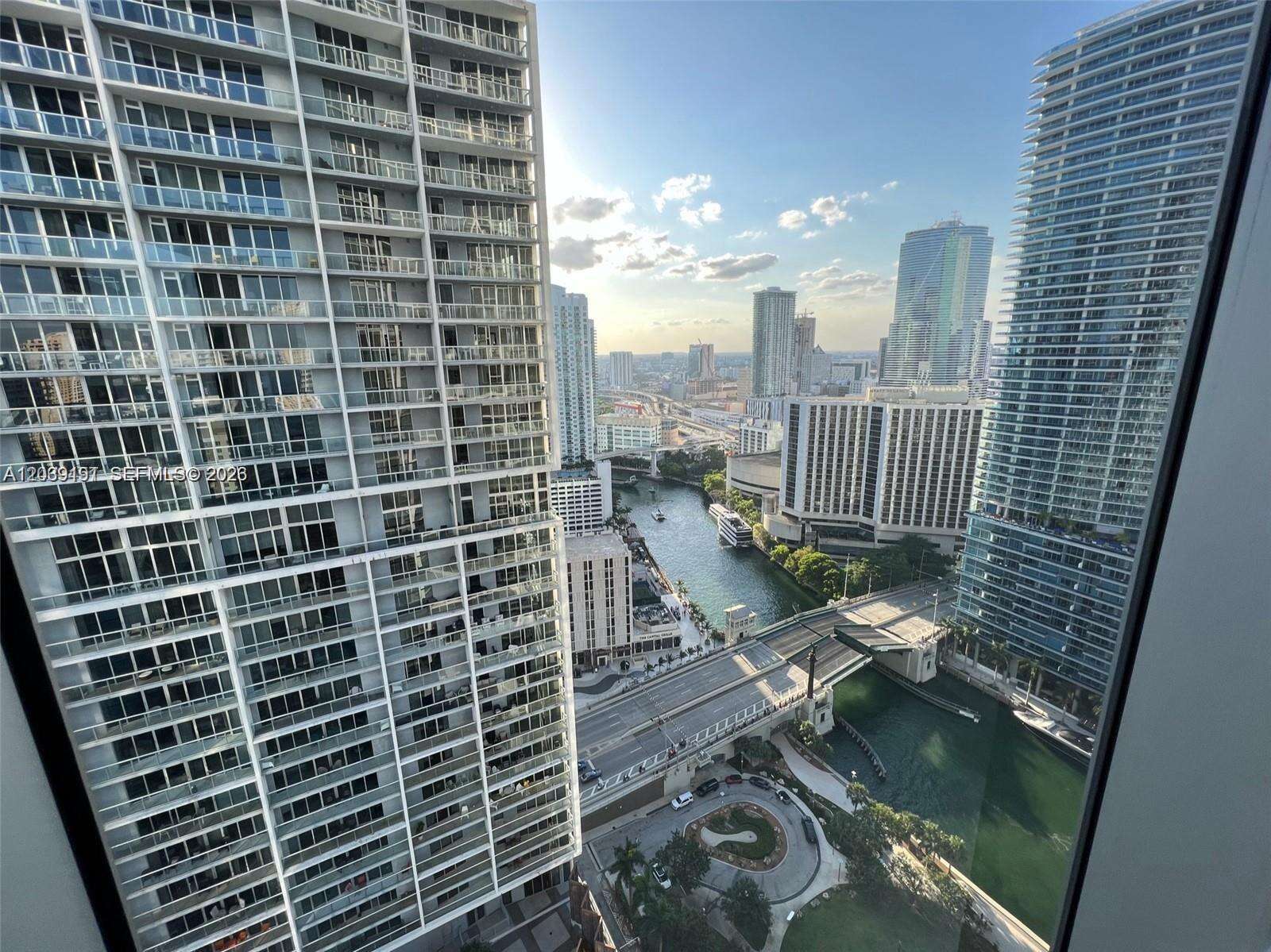 Icon Brickell 1 at 475 Brickell Ave, Miami, FL 33131 - For Rent photo 27