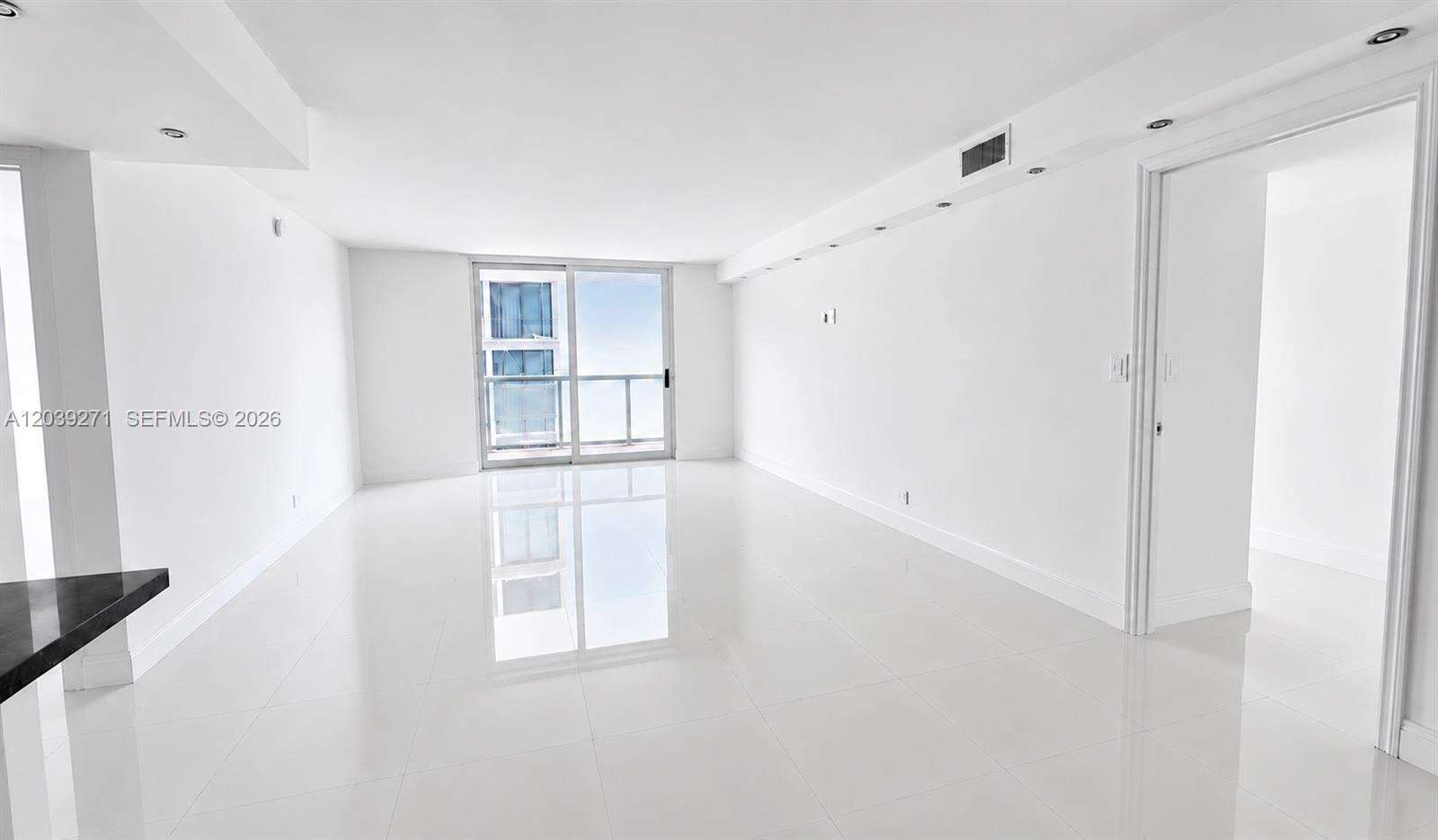 Maison Grande at 6039 Collins Ave, Miami Beach, FL 33140 - For Rent photo 8