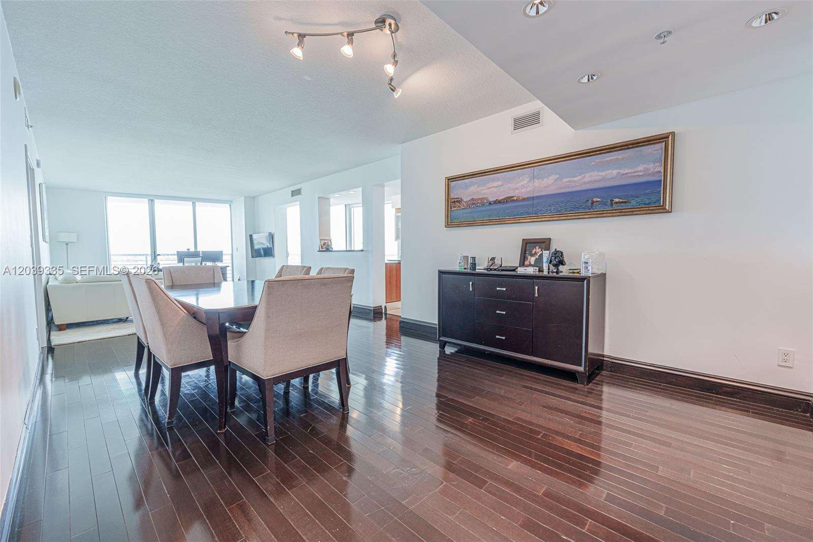 One Miami East at 335 Biscayne Blvd, Miami, FL 33131 - For Rent photo 21