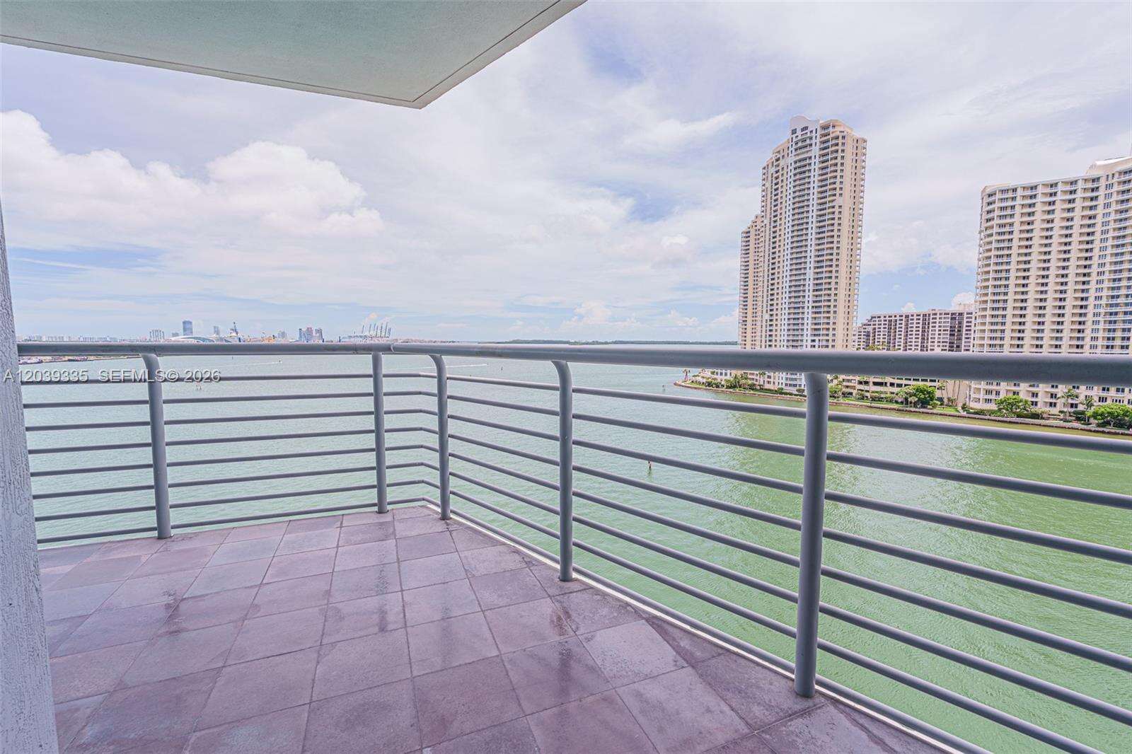 One Miami East at 335 Biscayne Blvd, Miami, FL 33131 - For Rent photo 4