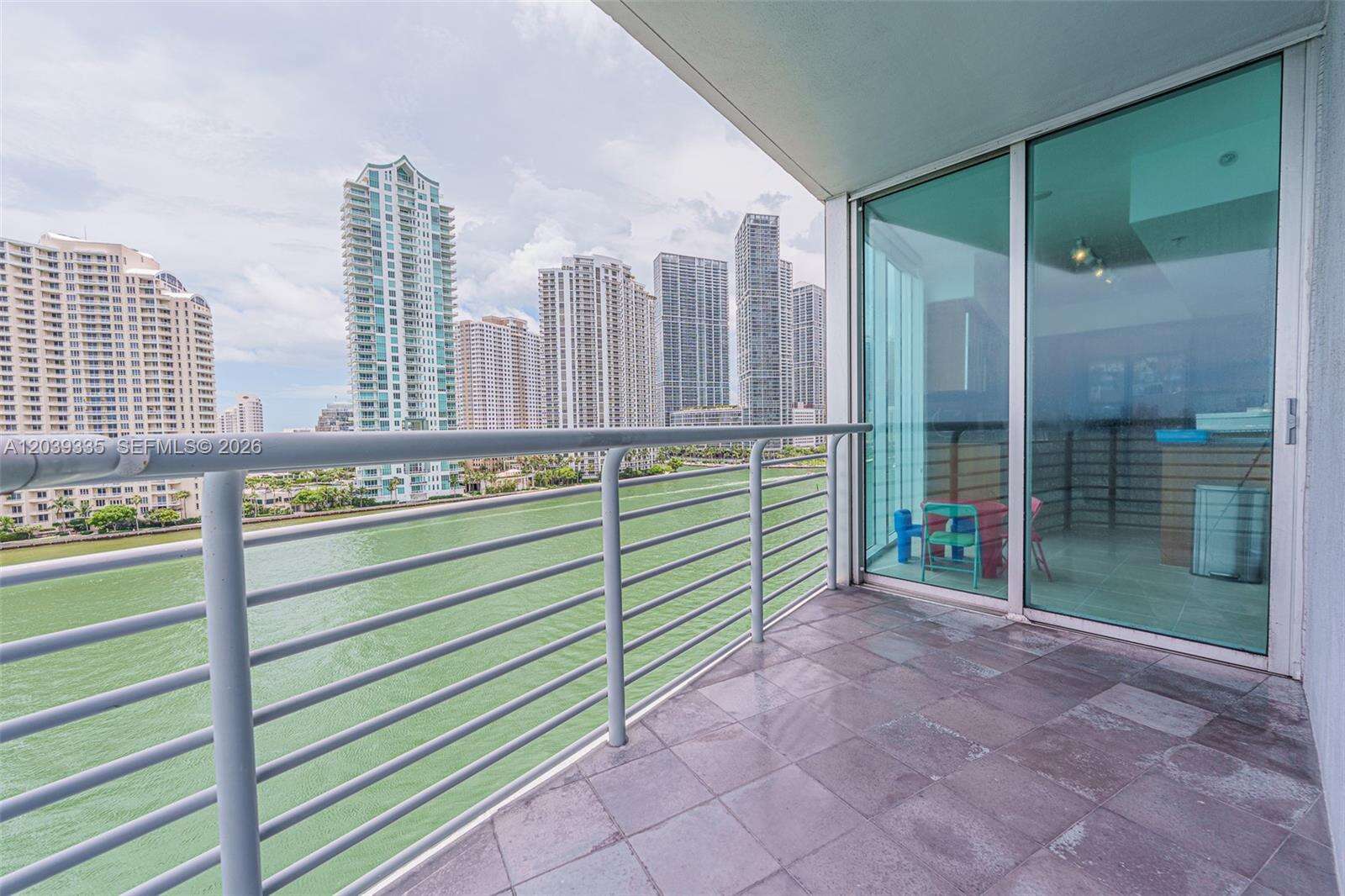 One Miami East at 335 Biscayne Blvd, Miami, FL 33131 - For Rent photo 5