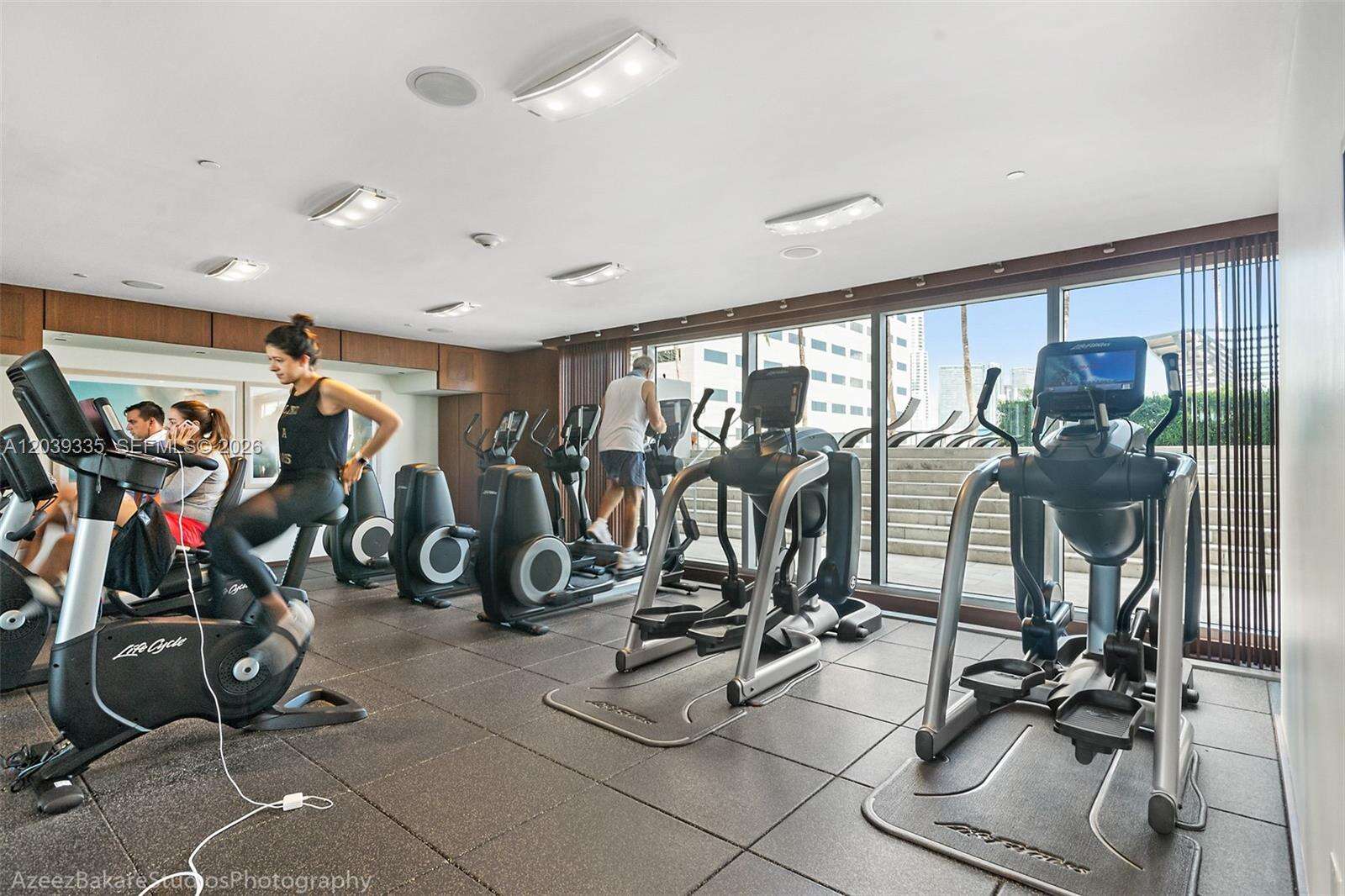 One Miami East at 335 Biscayne Blvd, Miami, FL 33131 - For Rent photo 61