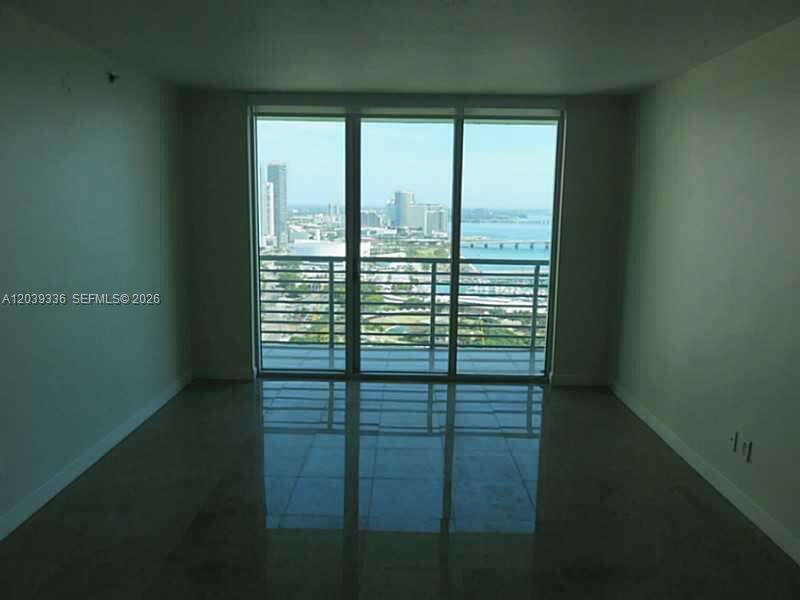 One Miami West at 325 Biscayne Blvd, Miami, FL 33131 - For Rent photo 11