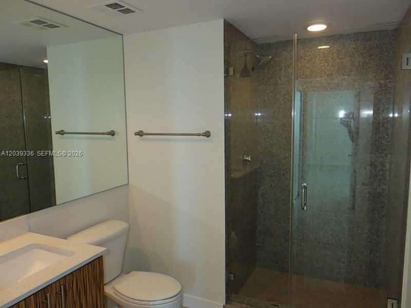 One Miami West at 325 Biscayne Blvd, Miami, FL 33131 - For Rent photo 18
