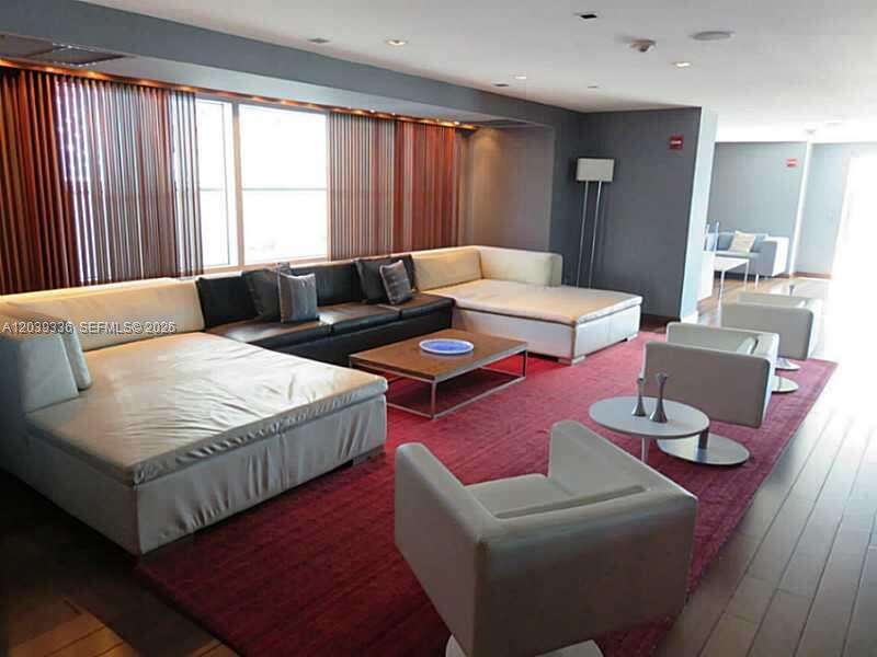 One Miami West at 325 Biscayne Blvd, Miami, FL 33131 - For Rent photo 29