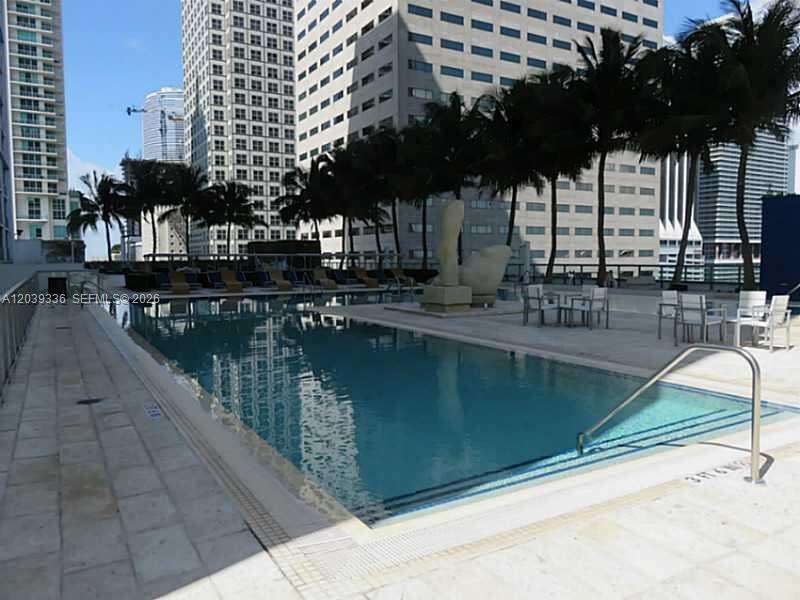 One Miami West at 325 Biscayne Blvd, Miami, FL 33131 - For Rent photo 33